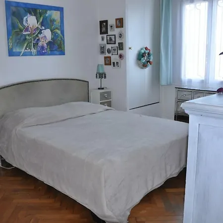 La Caravelle Apartment *